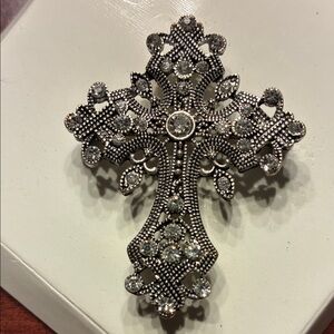 Elegant Silver Cross Brooch with Crystals